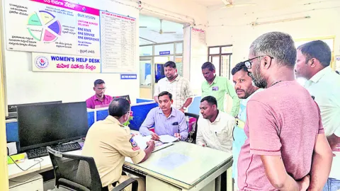 ‘ప్రభుత్వ ఉద్యోగులపై ఆరోపణలు సరికాదు’