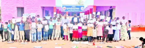 విద్యార్థుల భవిష్యత్‌ను ఉన్నతంగా తీర్చిదిద్దాలి 