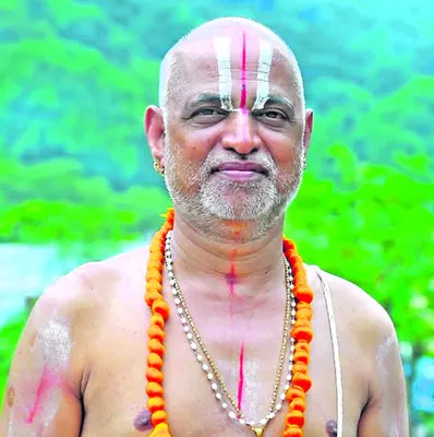 సింహాచలం ప్రధానార్చకుడు కన్నుమూత 