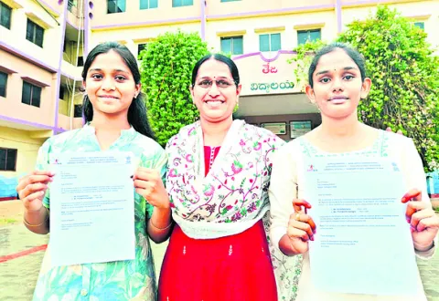 ‘ఇస్రో’ శిక్షణ  తరగతులకు ఎంపిక