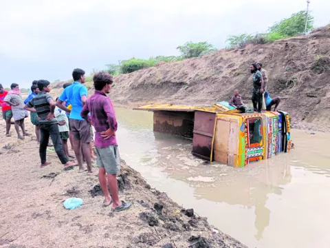 రేపు జాతీయ స్థాయి ఎడ్ల బండలాగుడు పోటీలు 