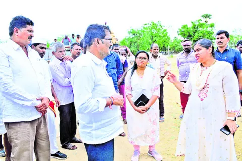 రైతులకు ఇబ్బంది లేకుండా చూడాలి