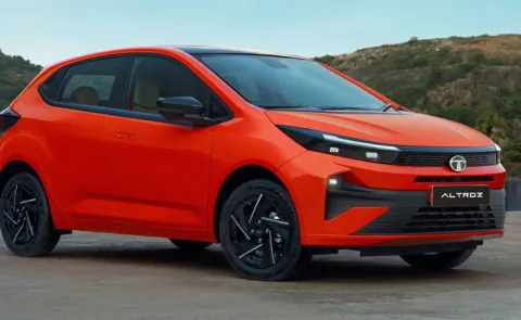 Tata Altroz Facelift Launched at Rs 6 89 Lakh in India6