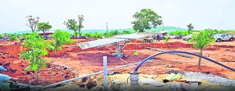 గిరి పుత్రులకు సౌర జల వికాసం!