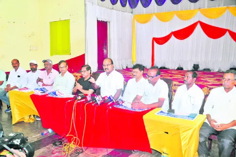 ఎన్‌కౌంటర్‌పై విచారణ జరిపించాలి
