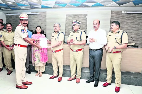 డీఎస్పీ సేవలకు గుర్తింపు 
