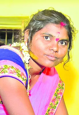 వివాహానికి వెళ్లి వస్తూ తిరిగిరాని లోకాలకు..