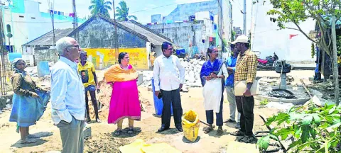 ఎక్కడి పనులు అక్కడే ఆపండి.. 