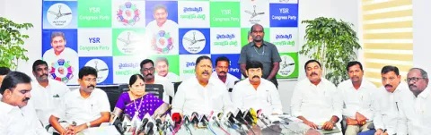 పొగాకు రైతుకు అండగా వైఎస్సార్‌ సీపీ