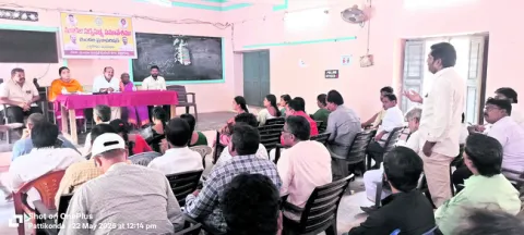 సర్పంచ్‌లకు తెలియకుండా నిధుల డ్రా