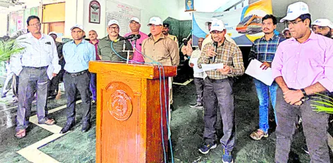 ‘ప్లాస్టిక్‌ వినియోగాన్ని అంతం చేయాలి’ 