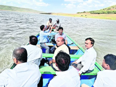 వచ్చే నెలలో ఐకానిక్‌ బ్రిడ్జికి టెండర్లు 