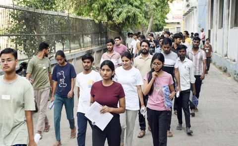 Supreme Court mandates pre-counselling fee disclosure by universities12