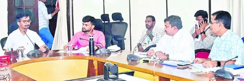 కలెక్టరేట్‌లో కంట్రోల్‌ రూమ్‌ 