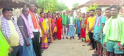 పట్టా భూములపై అటవీ అధికారుల దౌర్జన్యం