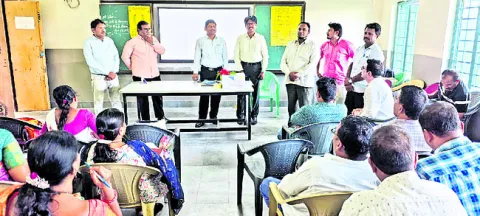 ఉపాధ్యాయుల పాత్ర కీలకం