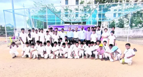 జాతీయ స్థాయిలో సత్తా చాటాలి 