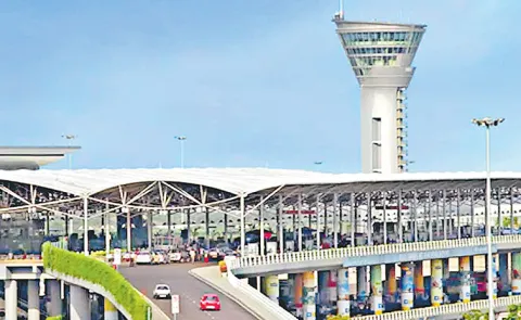 GMR Airports tumbles after Q4 net loss widens to Rs 253 cr