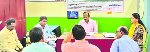 ఔత్సాహిక పారిశ్రామికవేత్తలతో సమావేశం 