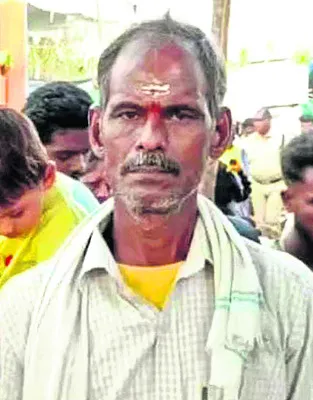 సైకిల్‌ను ఢీకొట్టిన ఆటో
