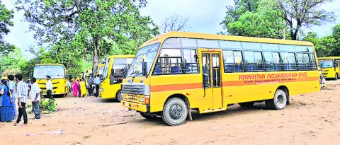 బస్సులపై పర్యవేక్షణ కరువు