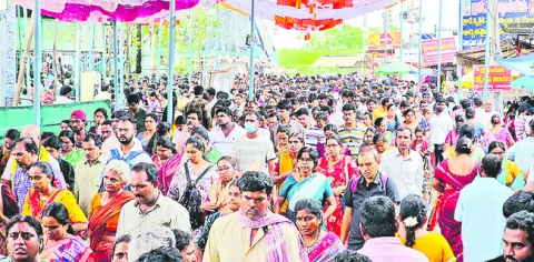 శ్రీనివాసా... శ్రీవేంకటేశా
