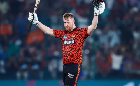 SRH vs KKR: Heinrich Klaasen smashes a 37-ball century8