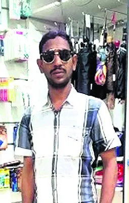ఉరేసుకుని యువకుడి మృతి 