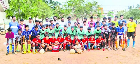 జిల్లాస్థాయి ఫుట్‌బాల్‌ జట్ల ఎంపిక 