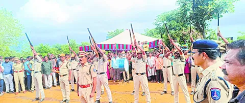 లారీ 