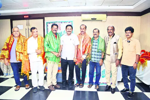 సినీ 