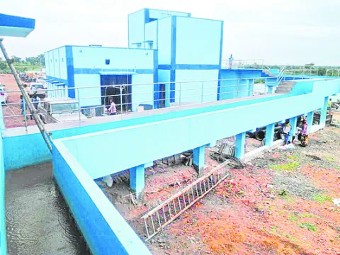 సీఎం ఇలాకాలో తాగునీటి ఎద్దడి 