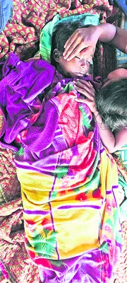బురదలో కూరుకుని బాలుడి మృతి