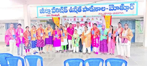 గురుకులాలు పేద విద్యార్థులకు వరం