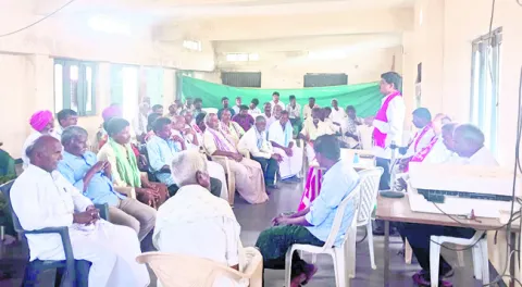 స్థానిక ఎన్నికల్లో సత్తా చాటుదాం