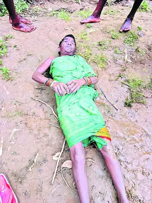 పంగం నది ఒడ్డున మృతదేహం 