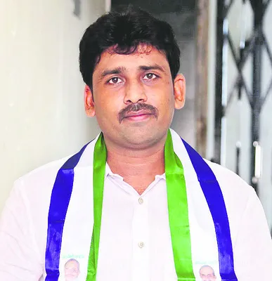 వైఎస్సార్‌ సీపీ రాష్ట్ర అధికార ప్రతినిధిగా‘ కారుమూరు’ 