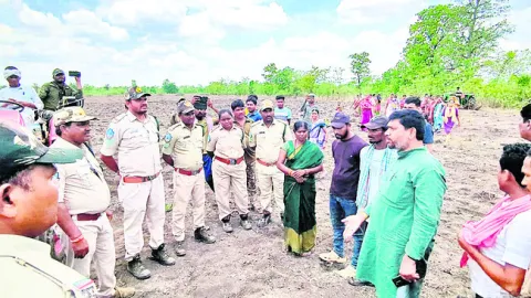 పోడు సాగు అడ్డుకోవడం అన్యాయం 