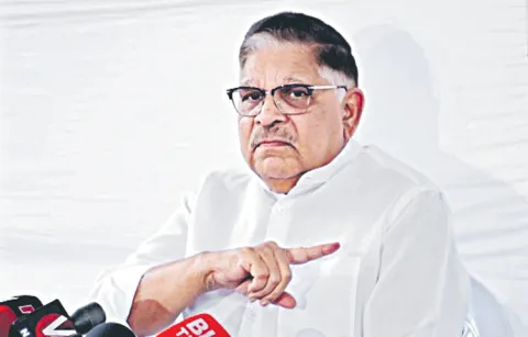 Allu Aravind on Pawan Kalyans comments6