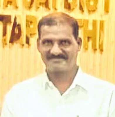 జగన్‌ ఫొటో చూస్తే టీడీపీ ఎమ్మెల్యేలకు భయం 