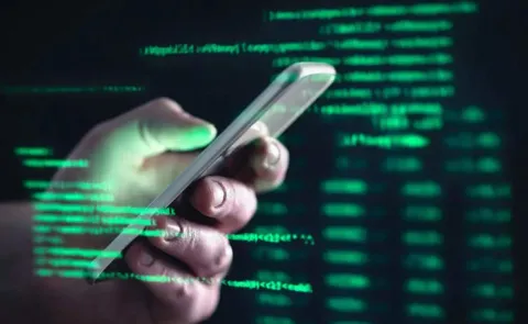 New WhatsApp Scam Hackers Use Funny Memes to Gain Access to Your Bank Account