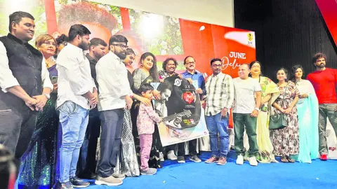 మా అమ్మాయి కథానాయకి అవుతోంది! 