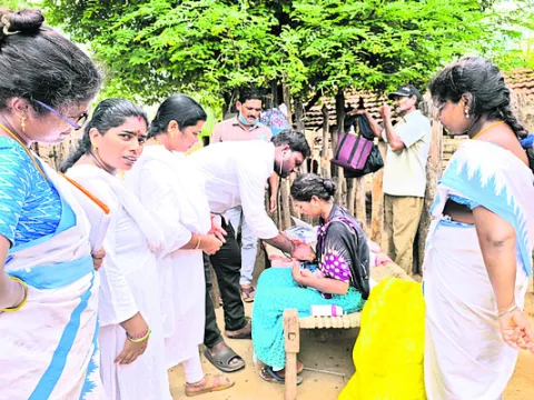 వర్షాకాలంలో జాగ్రత్తలు పాటించాలి 