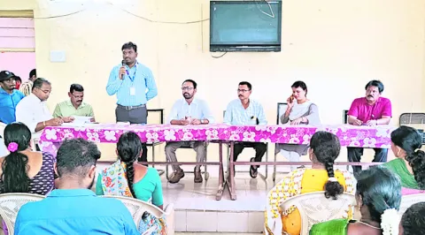 ఆర్‌వైవీఎస్‌ సర్టిఫికెట్ల సంయుక్త పరిశీలన 