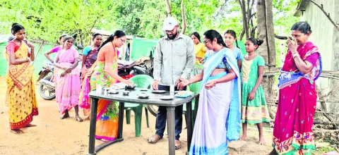 బాధ్య