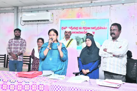 భూ భారతిలో సర్వేయర్ల పాత్ర కీలకం 