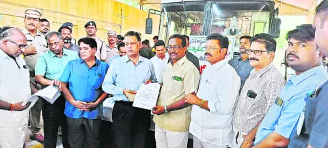 ఆర్టీసీ ఆదాయం పెంచండి