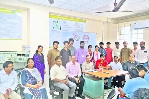 ఉపాధి శిక్షణ తరగతులు ప్రారంభం 