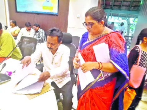 ఎన్నిసార్లు  ఫిర్యాదు చేయాలి 