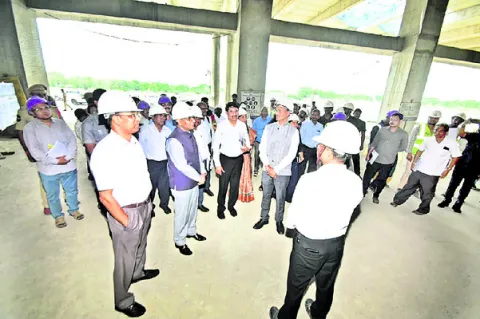 ‘సూపర్‌’ ఆస్పత్రి పనులు త్వరగా పూర్తిచేయాలి